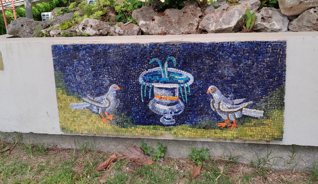 Il mosaico della Cra Garibaldi-Zarabbini restaurato grazie alle allieve del Liceo Nervi-Severini